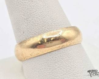 708 14kt Gold Ring, 5.8g