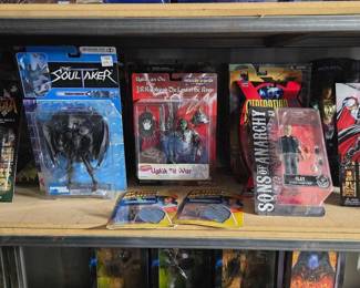 5528 Collectable Action Figures