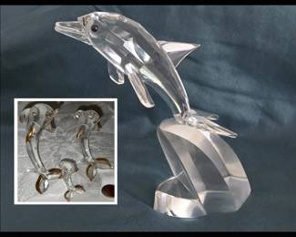 Glass Dolphins 