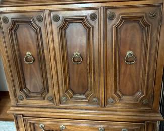 Armoire