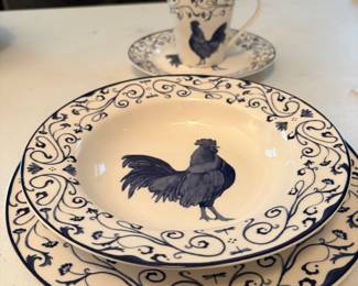 Service for 8.  Pretty blue and white dinnerware!