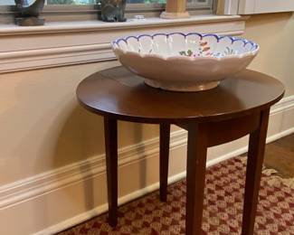 Small Cherrywood drop leaf accent table