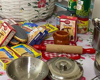 Children’s cooking items