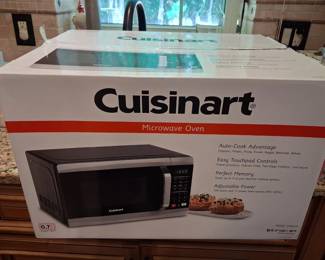 New Cuisinart cmw 70 model microwave