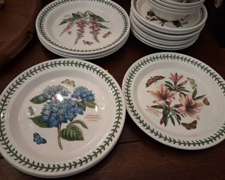 PORTMIERION BOTANICS LUXURY DINING SET WITH PLATES AND BOWLS