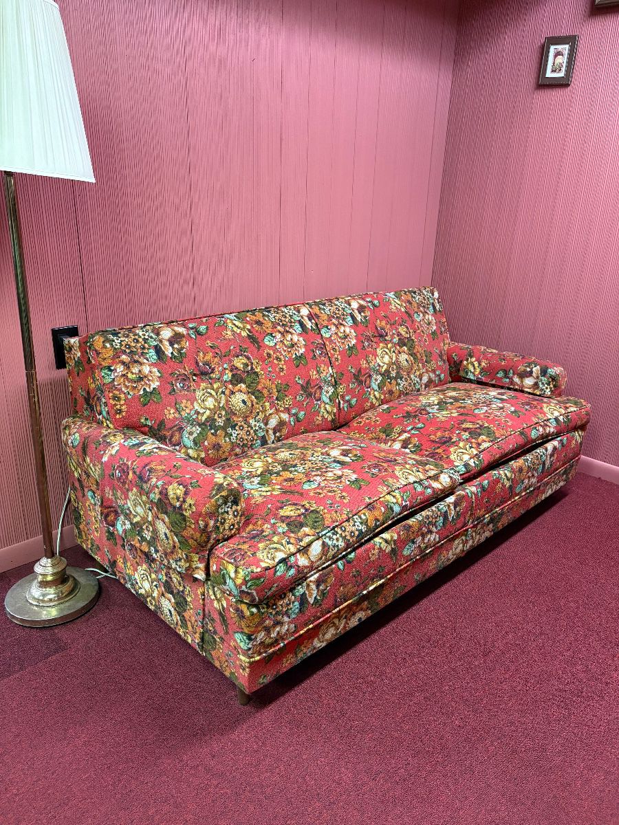 Floral MCM Sofa - Yes, please!