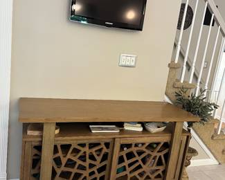Tv and cabinet 