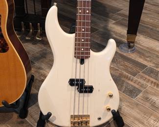 Custom bass guitar with Fender neck