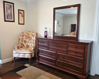 Gorgeous contemporary bedroom furniture set