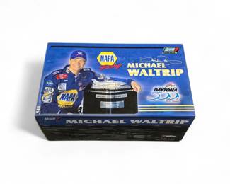 Michael Waltrip Napa 1:24 scale dicast car