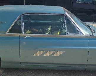 1963 Ford Thunderbird 