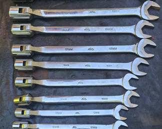 Mac wrenches