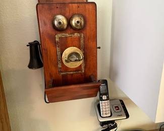This is a working radio