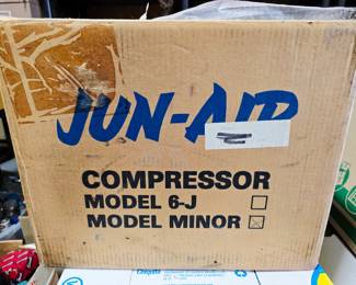 JUN-AIR MODEL MINOR COMPRESSOR