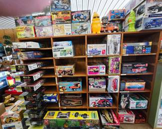 Vintage Models, Cars, VW, Batman, Weird-Ohs, Rat Fink Etc.  