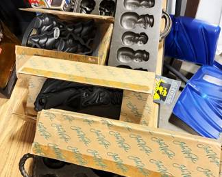 John Wright & Lodge Cast Iron Baking Pans
