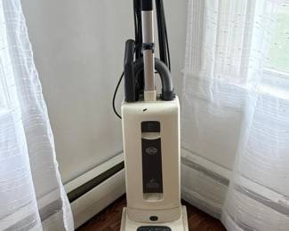 011 seboautomaticx4uprightvacuumcleaner