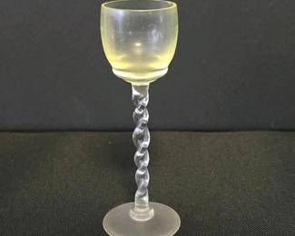 210 vintageuraniumglasscordialglass6tw