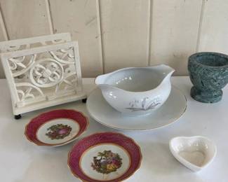 286 mixedhouseholditemsgreenmarblemorta