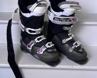 241 tecnicaten2womensskiboots265mon