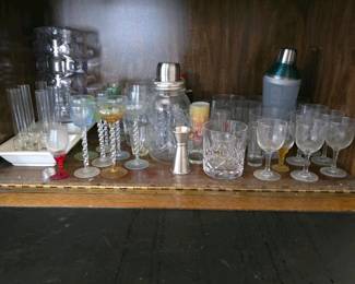 209 colorfulvintagemodernbarglasswarelo