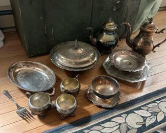 103 silverplateservingpieces