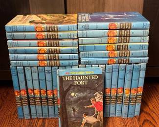 328 hardyboysbluespinepicturecoverset