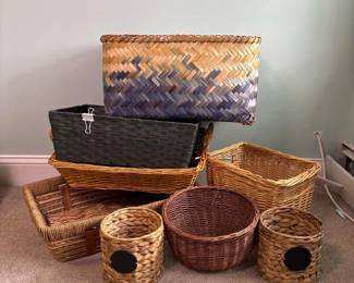 095 setof8assortedwovenstoragebaskets