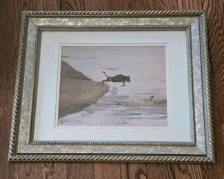 202 framedwildlifephotoprintwildebeestj