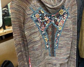 Koos van den Akker Knit Set