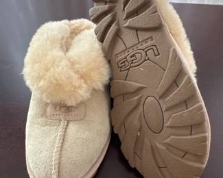 UGG Scuffette II Slippers second image