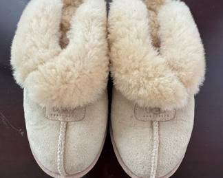 UGG Scuffette II Slippers