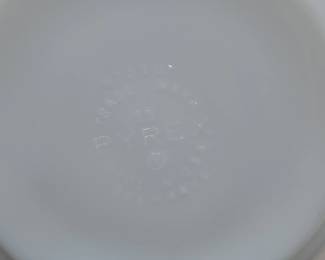 Pyrex Verde Square Flowers Casserole Dish fourth image