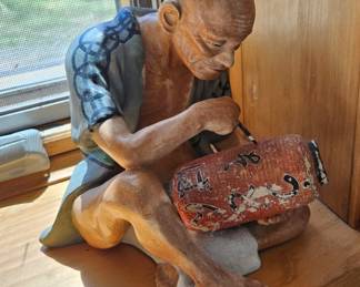Hakata Urasaki Doll Man Crafting Pot second image