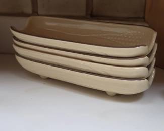 Pfaltzgraff Village Corn Cob Plates Set second image