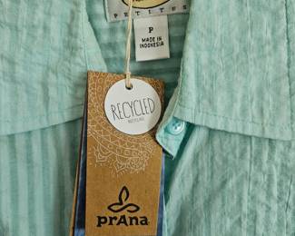 Womens Striped ButtonUp Shirt second image