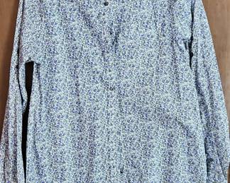 Gap Floral Print ButtonUp Shirt
