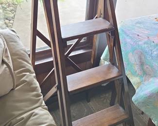 Wooden Folding Library Step Stool