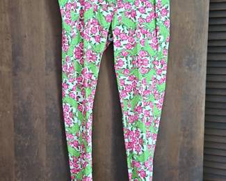 Lilly Pulitzer Alligator and Rose Print Leggings