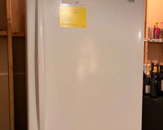 LG refrigerator $195 