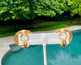Lever Backs