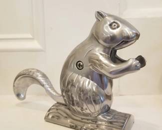 Squirrel formed metal nutcracker