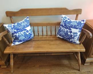 Vintage Ethan Allen maple bench