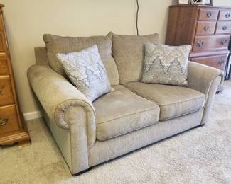 Contemporary upholstered loveseat