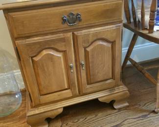 Vintage Ethan Allen maple bedside cabinet