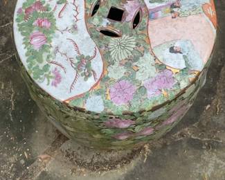 Chinese Famille Rose Decorative Ceramic Garden Stool