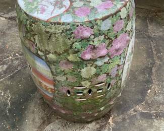 Chinese Famille Rose Decorative Ceramic Garden Stool