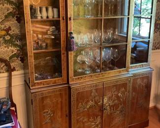 Chinoiserie Drexel Heritage Lighted Display Cabinet with Glass Shelves