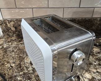 2 slice toaster 