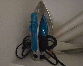 Steam iron